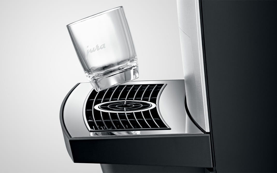 X8 - JURA Coffee Machines - Specialities: Latte Macchiato